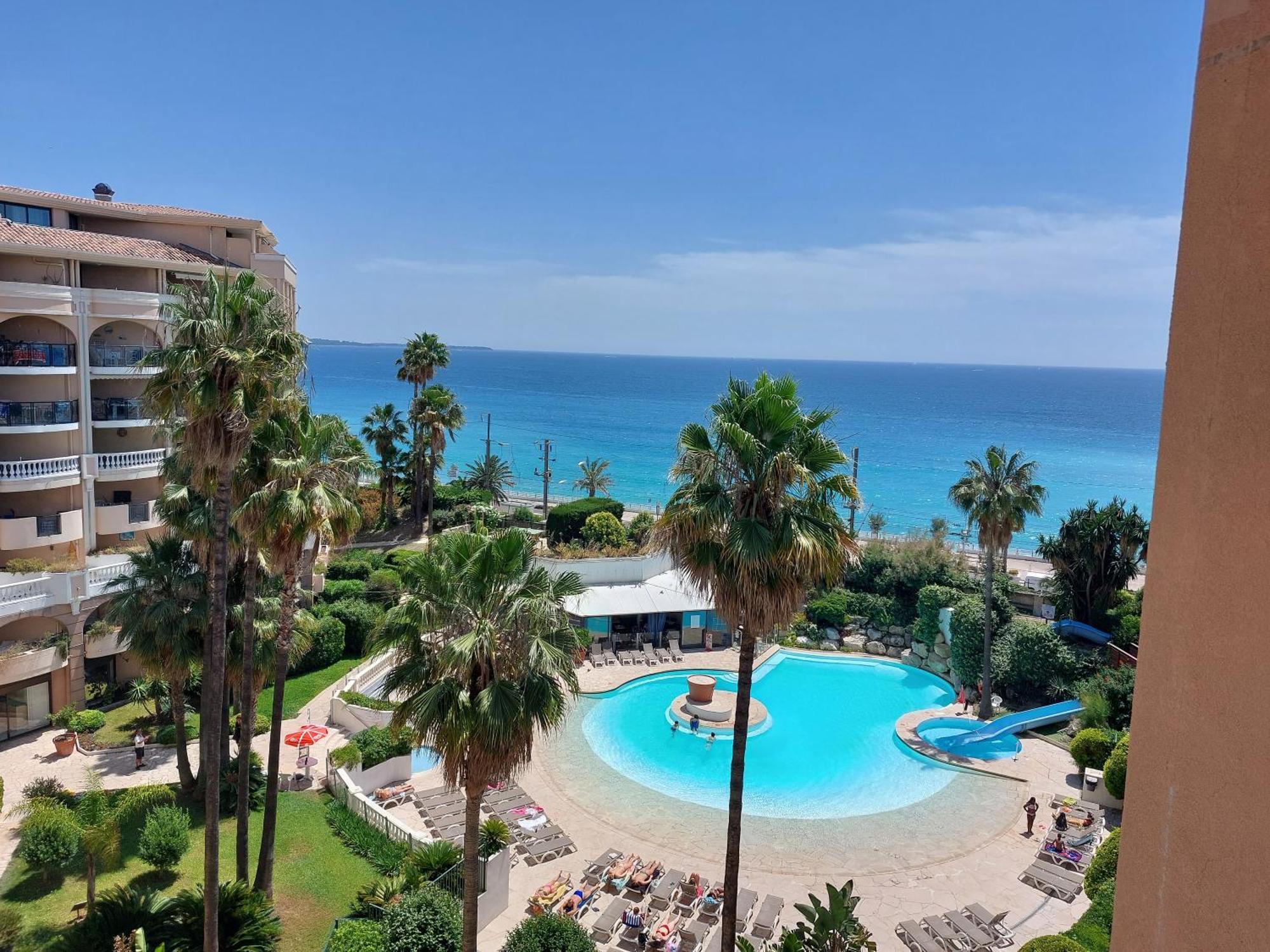 CASA MORENA - PrOCHE DES PLAGES - VUE MER Cannes Extérieur photo
